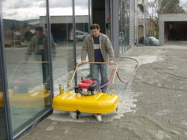 Probst EasyFill EF-H Paver Jointing Device