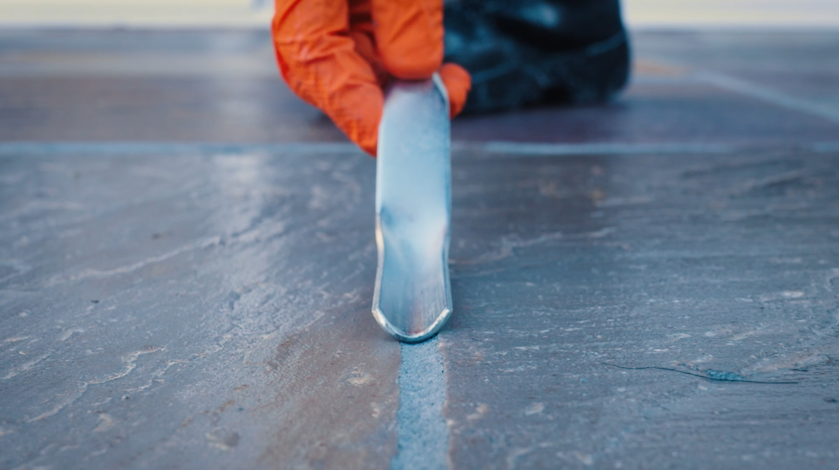 Trowelling a patio joint
