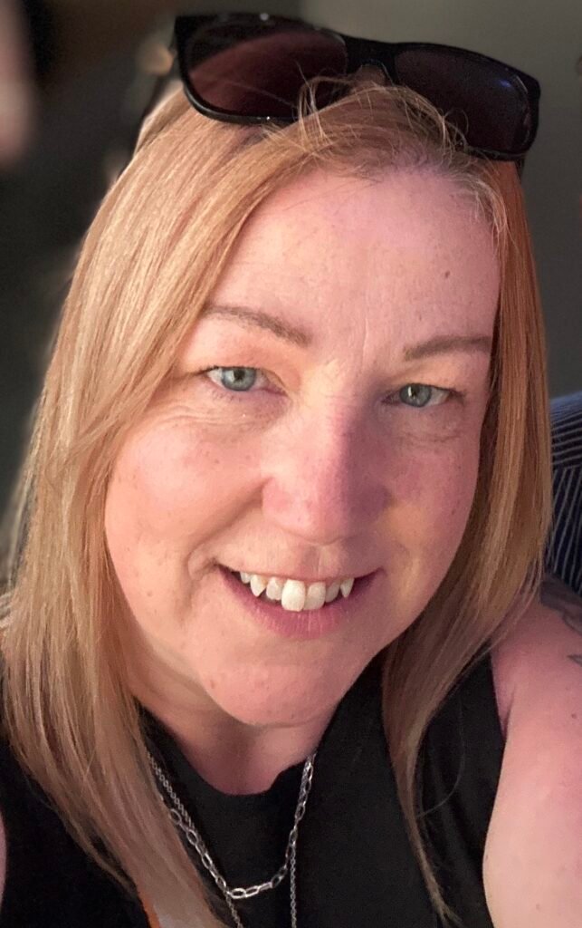 Rachael Ellis, Office Manager